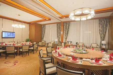 Dechen Jinling Grand Hotel
