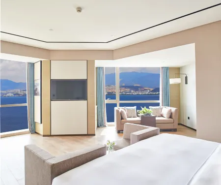 โรงแรมฮอลิเดย์ลวี่เยว่ เอ๋อไห่