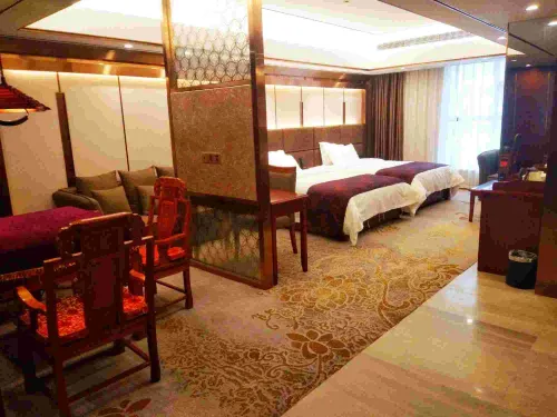 Fuyuan International Holiday Hotel