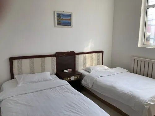 Ejin Banner Yikeju Hotel - albergo