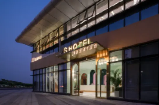 北海銀灘皇家海灣S飯店