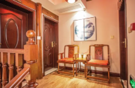 West Street Homestay (Dujiangyan Scenic Area South Bridge Branch)