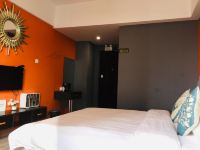 成都美悦时尚公寓 - 橘色温馨大床房