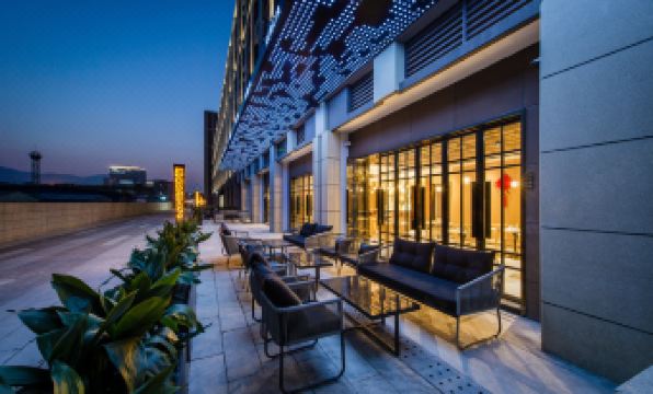 Suning Yayue Hotel (Nanjing Xianlin University Town Xuzhuang Software Park)