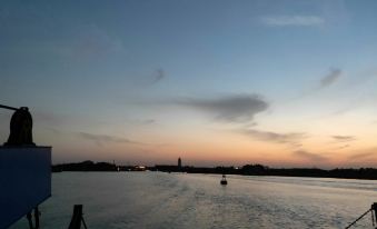 Weishan Yonghua Hotel