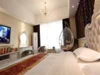 阜阳万佳酒店 - 观景大床房A