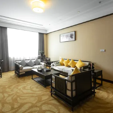 Chifeng Hotel