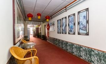 Xianning Lingfeng Hotel