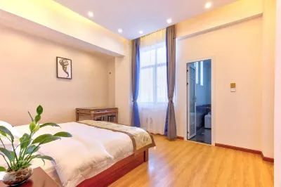 Eryuan Shuicheng Zhilian Hot Spring Theme Hotel Hotel dekat Cibi Lake Scenic Area - Viewing Platform