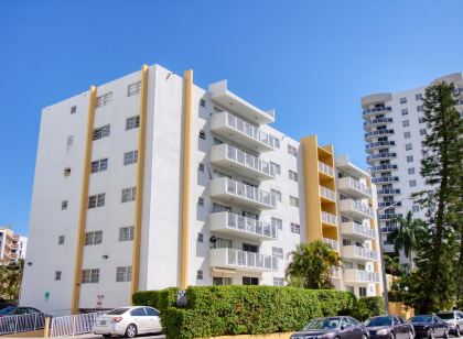 Suites at 23 Palms by RocketStay