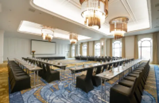 Mai House Saigon Hotel