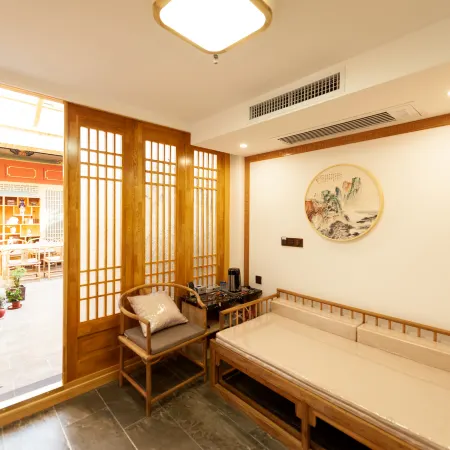 Renyi Inn