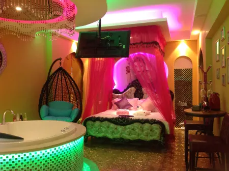 Daye Sanbaoluo Fashion Hotel Отели рядом с достопримечательностью «Tonglushan ancient copper mine»