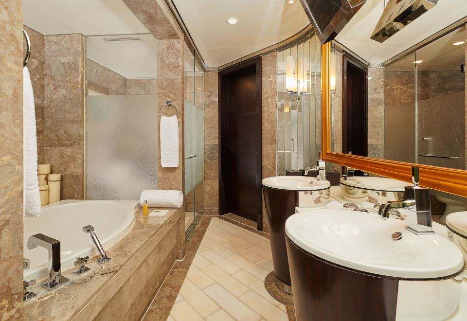 1. 상하이 켐핀스키..