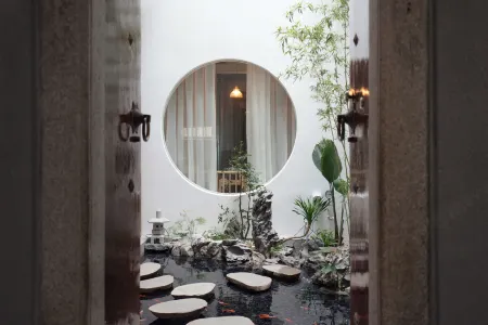 Liujuyizhai Inn Отели рядом с достопримечательностью «Biefeng Temple»