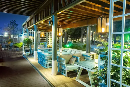 Huazhu Anna Luxury Homestay Отели рядом с достопримечательностью «Zhuyuwan Scenic Area»