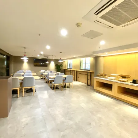 Homeinn · neo (Fuzhou Wuyi Square Nanmendou Subway Station) Отели рядом с достопримечательностью «FJTV тауэр»