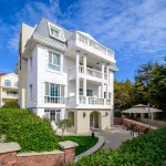 Qingdao Meishu Holiday Hotel (Olympic Sailing Center) Hotels in 