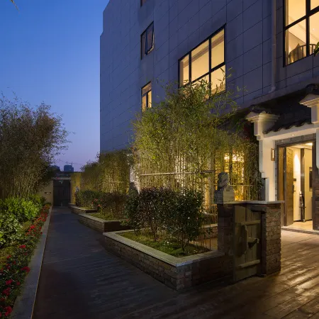 Pursue culture hotel