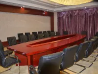 Huanghe Yiyuan International Hotel Hotéis em Condado de Guide