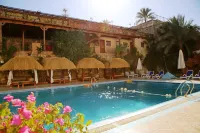 Naama Blue Hotel - Rooftop Pools