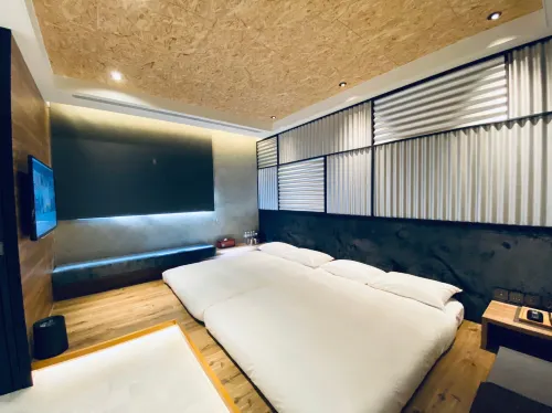 Oinn Hotel & Hostel Tainan Nổi bật Photos