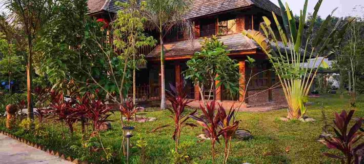 shiesitaoyuanzhuangyuan Hotel a Mengla