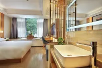 Lijiang Letu Boutique Hotel (Guilin Liangjiang Sihu Dongxi Alley)