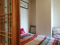 烟台简单的生活公寓 - 复式二室一厅套房