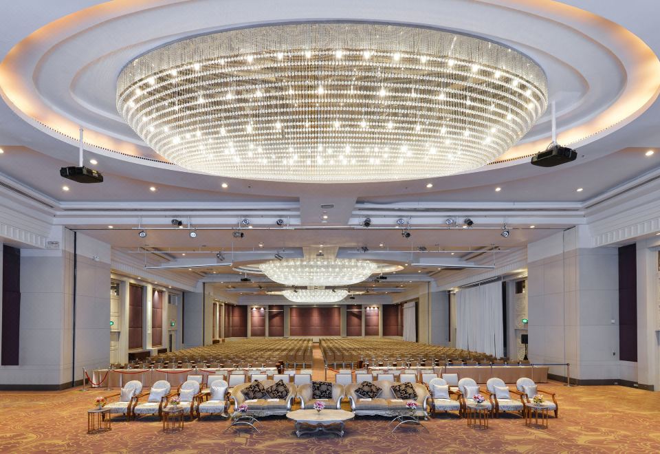 미라클 그랜드 컨벤션 호텔의 객실 내부