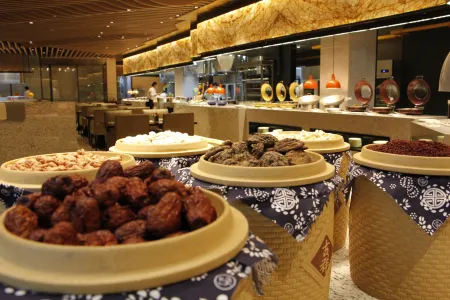 Hebei Hotel Executive Apartment (VIP Building) Отели в г. Шицзячжуан