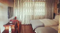 Nianhu Zhijia Folklore Hotel Hotels in Huize