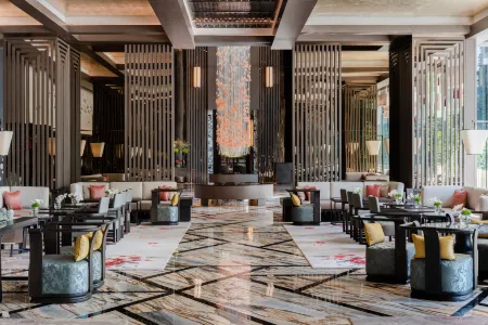 Jumeirah Guangzhou Отели рядом с достопримечательностью «Guangzhou Public Security Administrative Cadres College»