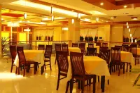 Tianyi Wenquan Huayuan Hotel - موقف سيارات