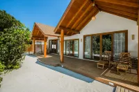 Reethi Faru, Bio Luxury Resort Hotels in 