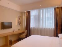 维也纳3好酒店(广州机场路万达广场店) - 标准大床房
