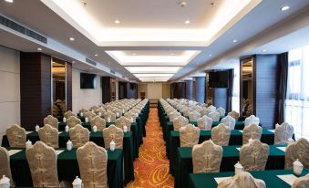 Vienna International Hotel (Zhumadian Huayuan Xuefu)