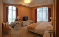 Ruyi Lake Hotel (Section A) Hotels in Tielingxian