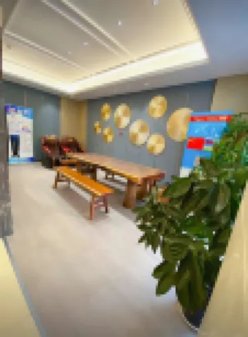 Yuejia Hotel (Yiwu International Trade Mall)