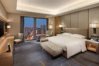 成都龍泉驛百悅ヒルトンホテル 四川師範大学成龍キャンパス図書館周辺のホテル