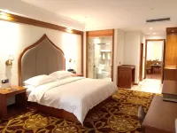 Qujing Longju Hotel (Zhanyi Passenger Terminal Branch)