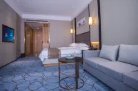 Shanshui Yuntian Holiday Hotel