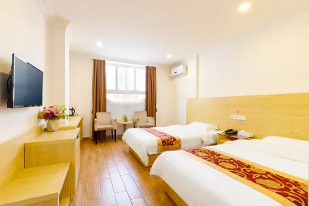 Huaxing Hostel