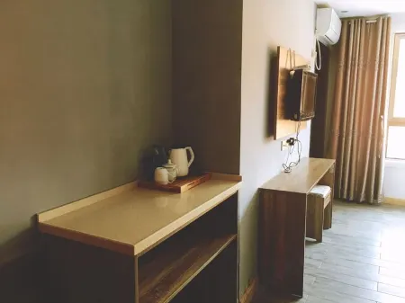 Funing 168 Express Hotel Отели рядом со станцией Guanyinjichang Railway Station