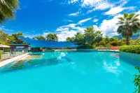 River & Holiday Grand Rezen Hotel Yunyang Hotels in Yunyang County