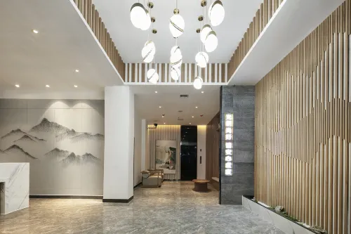 Moshe Hotel (Xihua Oriental International)
