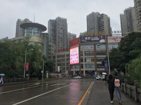 Guang'an Mo'er Serviced Apartment Отели рядом со станцией Guangan South Railway Station