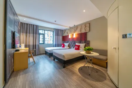 Ibis Hotel