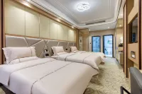 Dongying Belle Boutique Theme Hotel (Haitong Road Food Street Ginza Plaza)