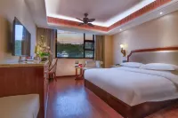 QING LV INTERNATIONAL HOTEL Hotels near Ming Paradise